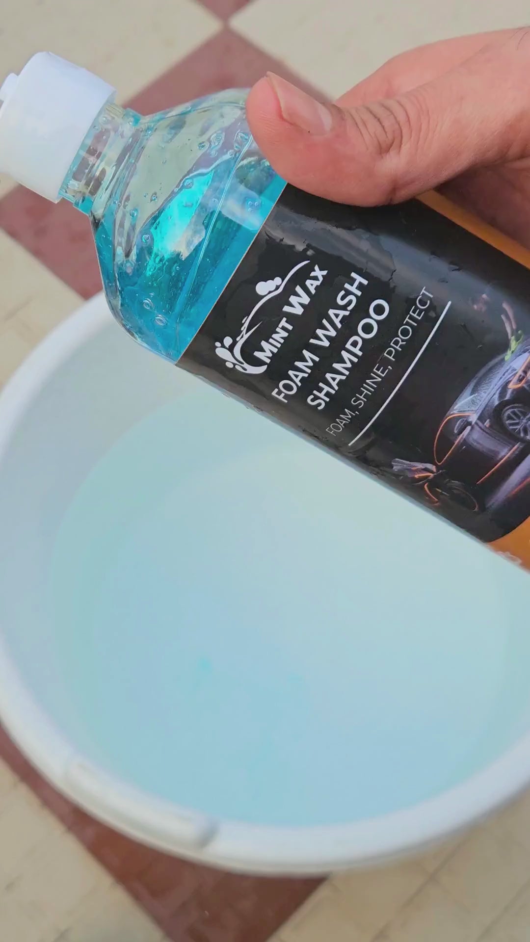 MintWax Foam Wash Shampoo for Car & Bike – Thick Rich Foam, pH-Neutral Formula, Safe for Paint, Chrome & Plastic, Enhances Gloss and Cleans Dirt (500ML)